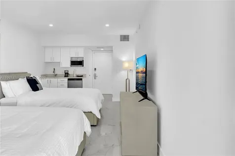 17375 Collins Avenue Sunny Isles Beach FL 33160