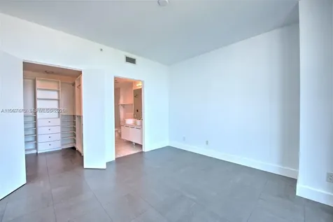 888 Biscayne Boulevard Miami FL 33132