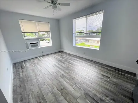 1036 SW 5th Street Miami FL 33130