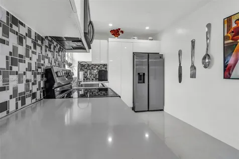 1055 NE 144th Street North Miami FL 33161