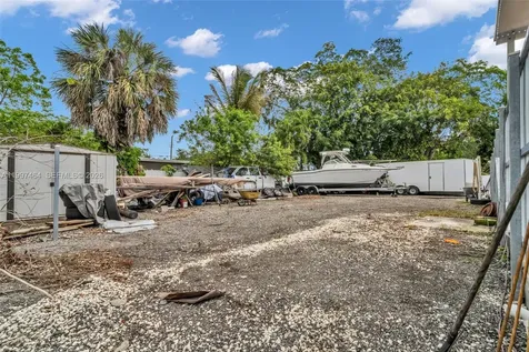 1055 NE 144th Street North Miami FL 33161