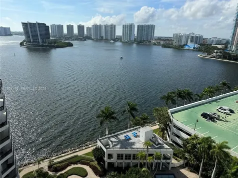 3600 Mystic Pointe Drive Aventura FL 33180