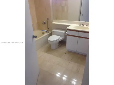 3600 Mystic Pointe Drive Aventura FL 33180