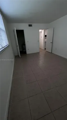 8215 Lake Drive Doral FL 33166