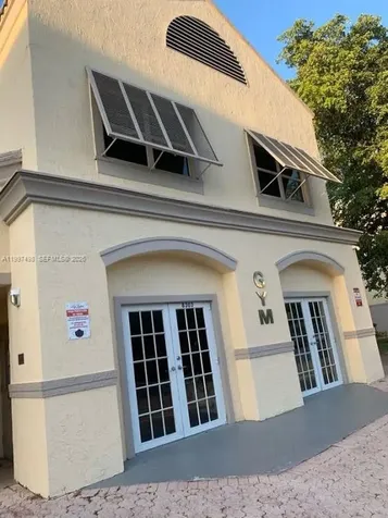 8215 Lake Drive Doral FL 33166