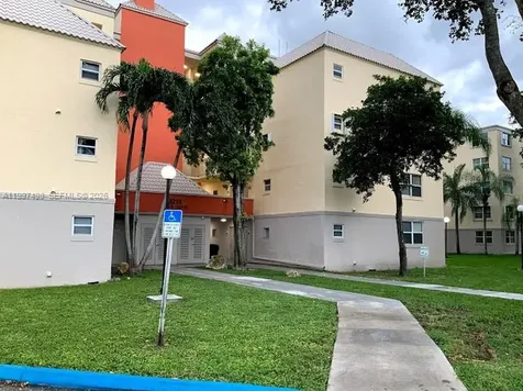 8215 Lake Drive Doral FL 33166