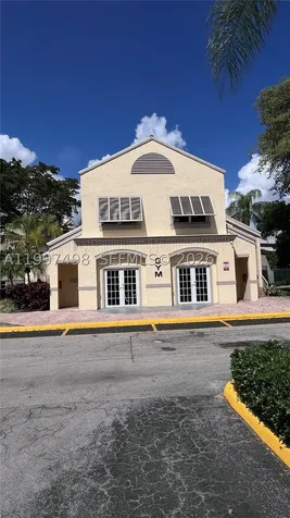 8215 Lake Drive Doral FL 33166