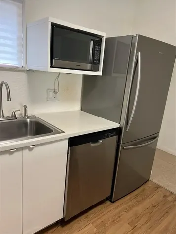 8215 Lake Drive Doral FL 33166