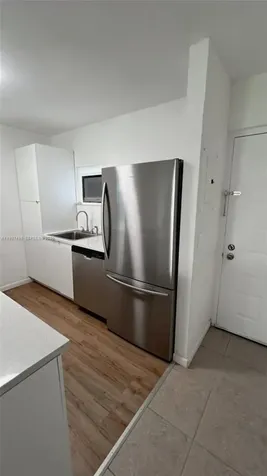 8215 Lake Drive Doral FL 33166