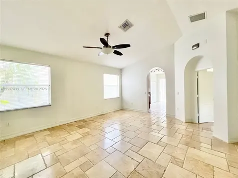 3910 NE 13th Drive Homestead FL 33033