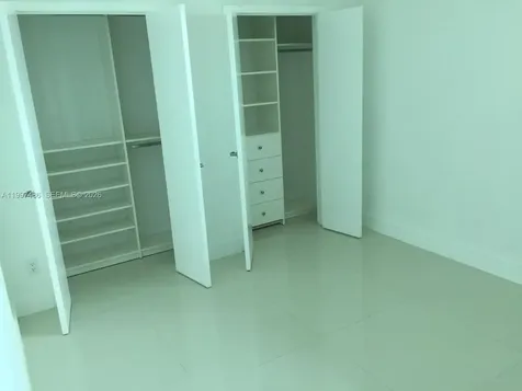 888 Biscayne Boulevard Miami FL 33132