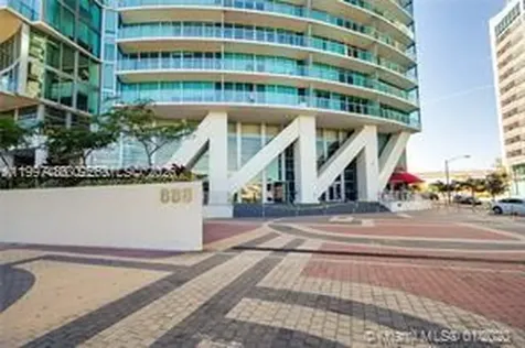 888 Biscayne Boulevard Miami FL 33132