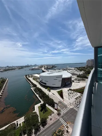 888 Biscayne Boulevard Miami FL 33132