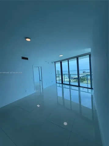 888 Biscayne Boulevard Miami FL 33132