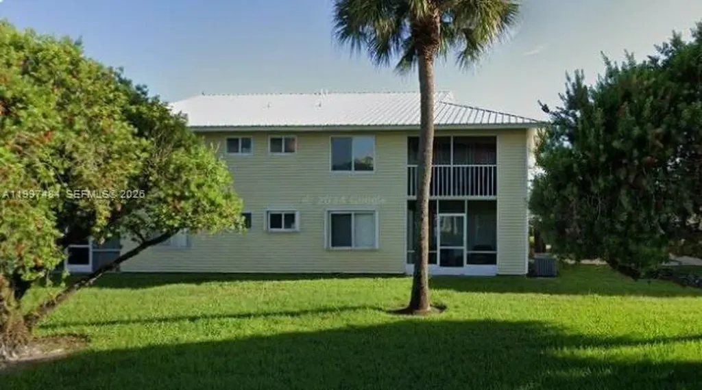 109 SE Village Drive Port St. Lucie FL 34952