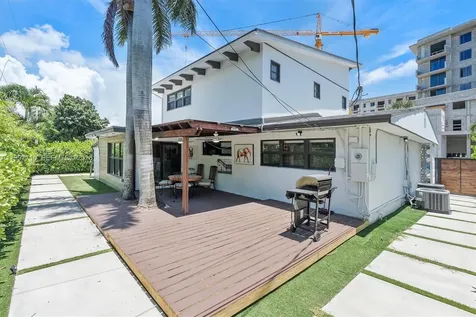 3375 NE 20th Avenue Oakland Park FL 33306