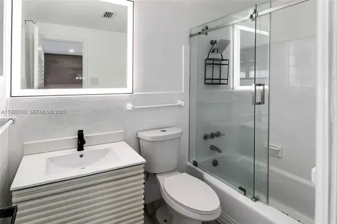 3375 NE 20th Avenue Oakland Park FL 33306