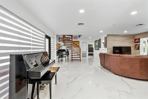 3375 NE 20th Avenue Oakland Park FL 33306