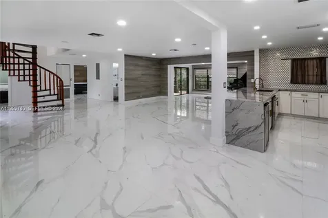 3375 NE 20th Avenue Oakland Park FL 33306