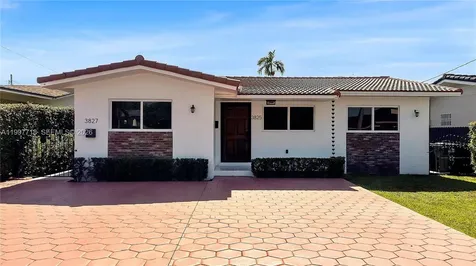 3827 SW 88th Court Miami FL 33165