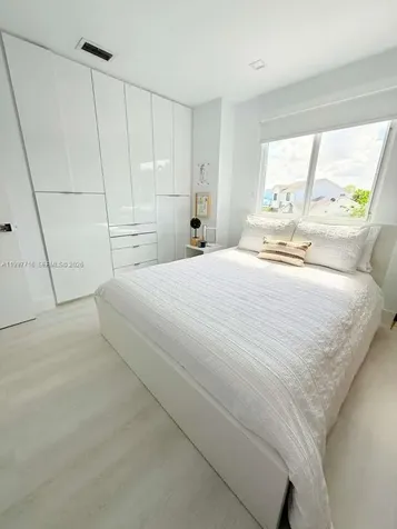 9437 SW 145th Place Miami FL 33186
