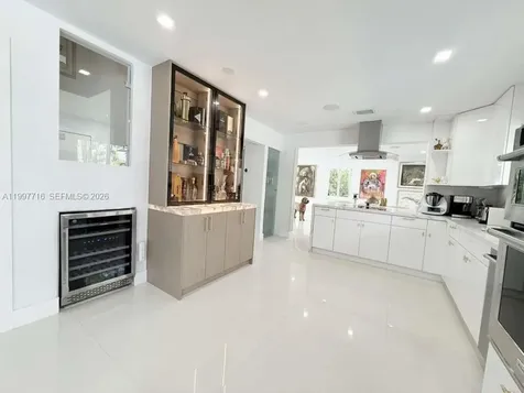 9437 SW 145th Place Miami FL 33186