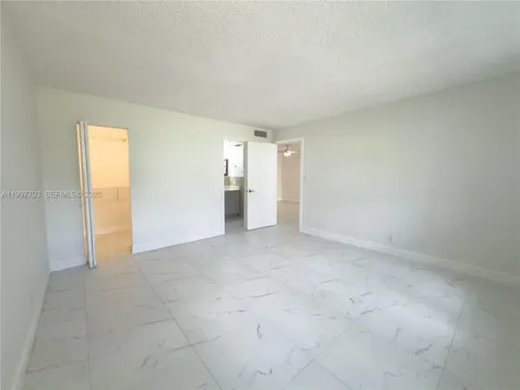 605 S State Road 7 Margate FL 33068