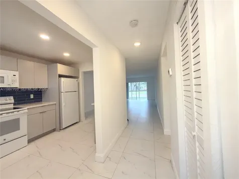 605 S State Road 7 Margate FL 33068