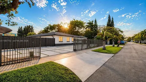 22262 SW 123rd Drive Miami FL 33170