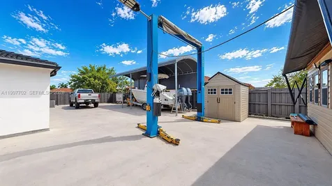 22262 SW 123rd Drive Miami FL 33170