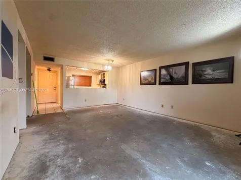 17000 NW 67th Avenue Hialeah FL 33015