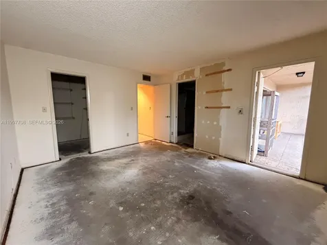 17000 NW 67th Avenue Hialeah FL 33015