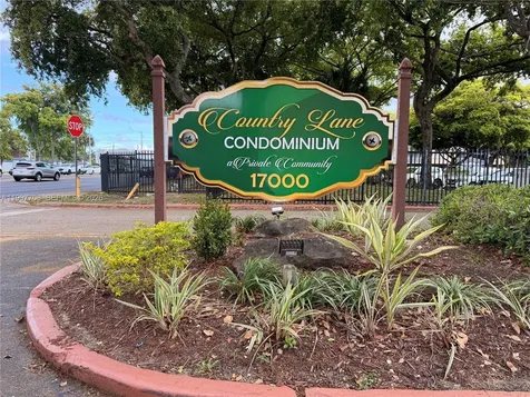 17000 NW 67th Avenue Hialeah FL 33015