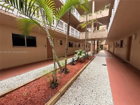 17000 NW 67th Avenue Hialeah FL 33015
