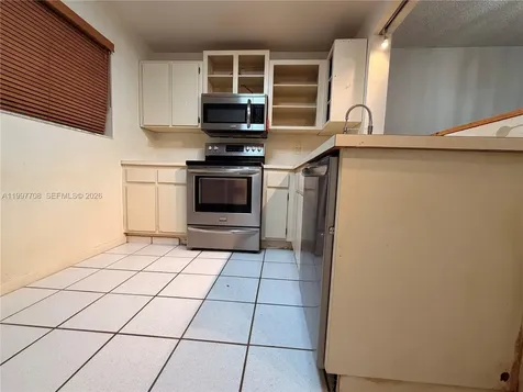 17000 NW 67th Avenue Hialeah FL 33015