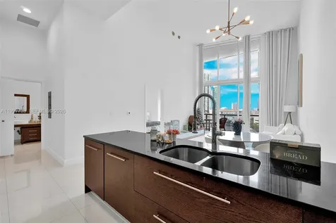 465 Brickell Avenue Miami FL 33131