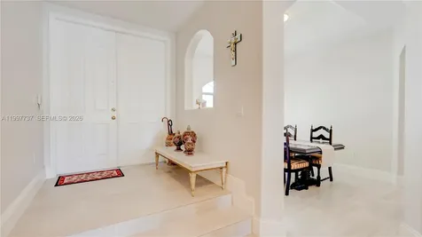 16252 SW 42nd Terrace Miami FL 33185