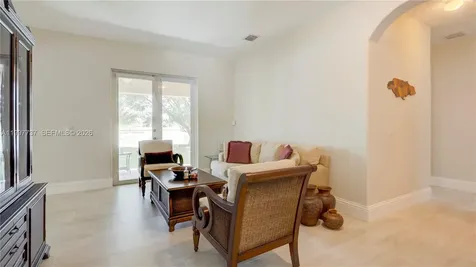 16252 SW 42nd Terrace Miami FL 33185
