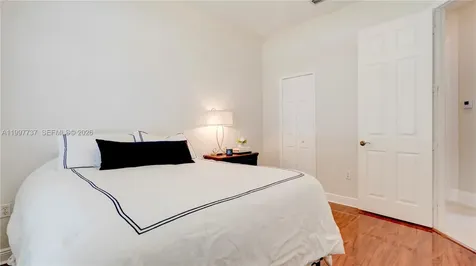 16252 SW 42nd Terrace Miami FL 33185