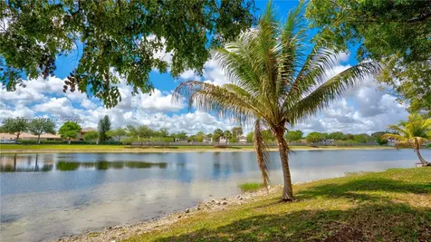 16252 SW 42nd Terrace Miami FL 33185