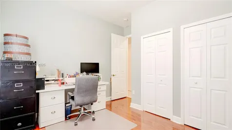 16252 SW 42nd Terrace Miami FL 33185