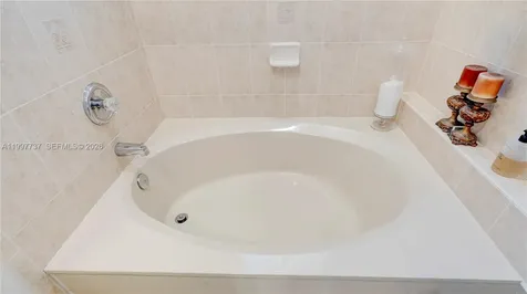 16252 SW 42nd Terrace Miami FL 33185