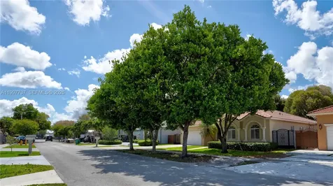 16252 SW 42nd Terrace Miami FL 33185
