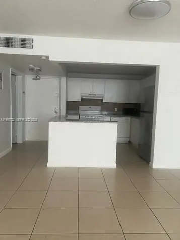 2175 NE 170th Street North Miami Beach FL 33162