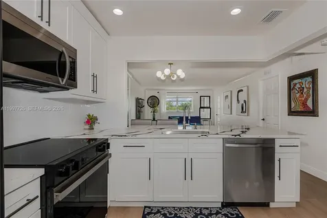 2500 SW 81st Avenue Davie FL 33324