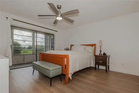 2500 SW 81st Avenue Davie FL 33324