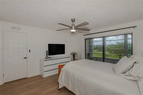 2500 SW 81st Avenue Davie FL 33324