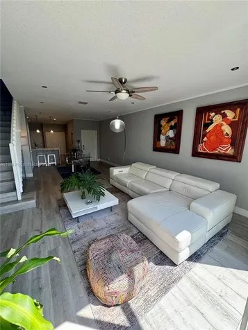 2469 Cordoba Bend Weston FL 33327