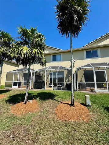 2469 Cordoba Bend Weston FL 33327