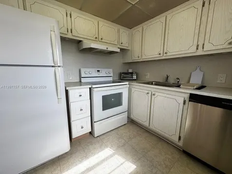 536 Fanshaw M Boca Raton FL 33434